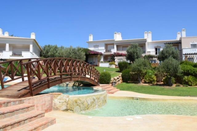 Casa Violeta Villa Mexilhoeira Grande Eksteriør billede